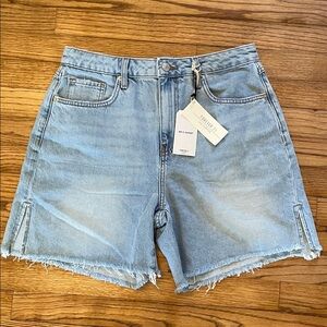 Forever 21 Light Blue Jean 90s Short. New with Tags Sz 28